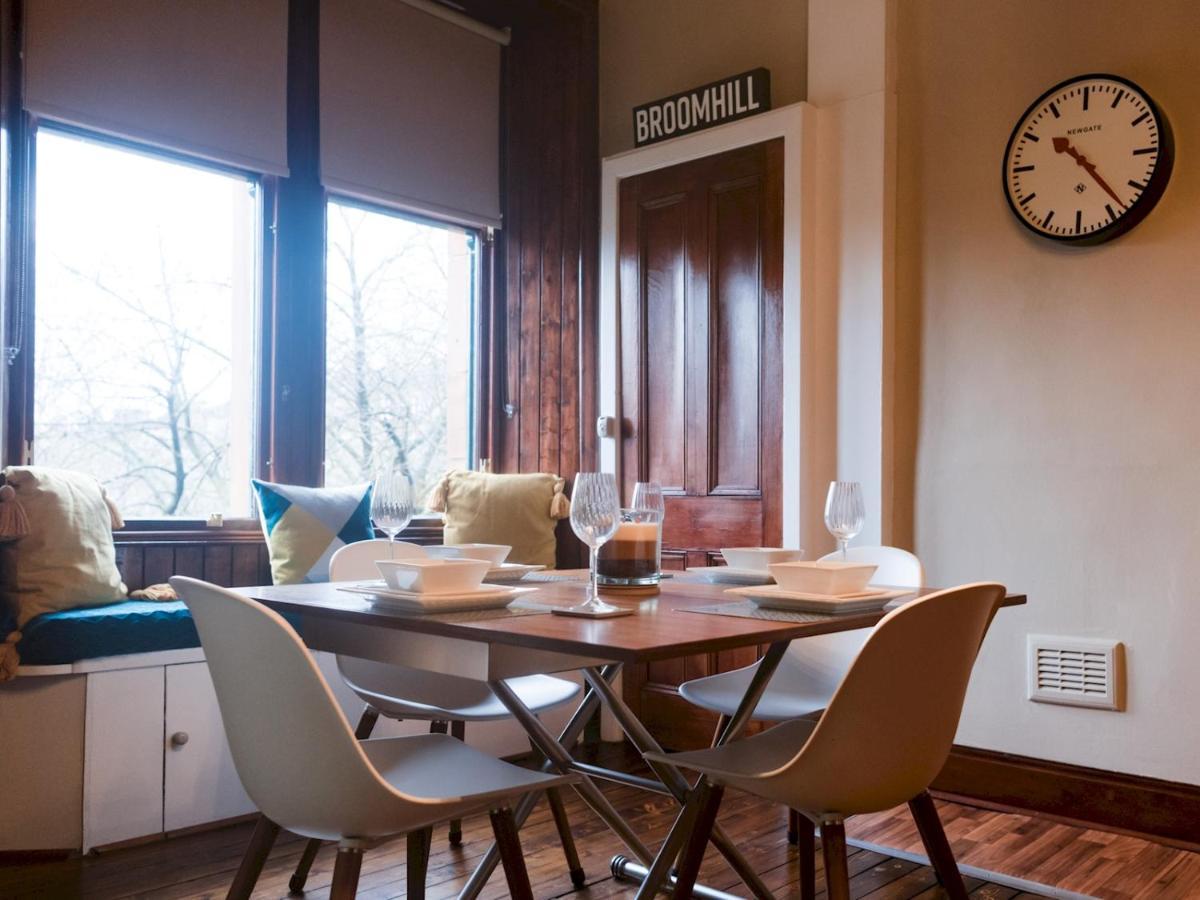 Pass The Keys Beautiful, Traditional 2 Bed Flat W Free Parking Glasgow Esterno foto