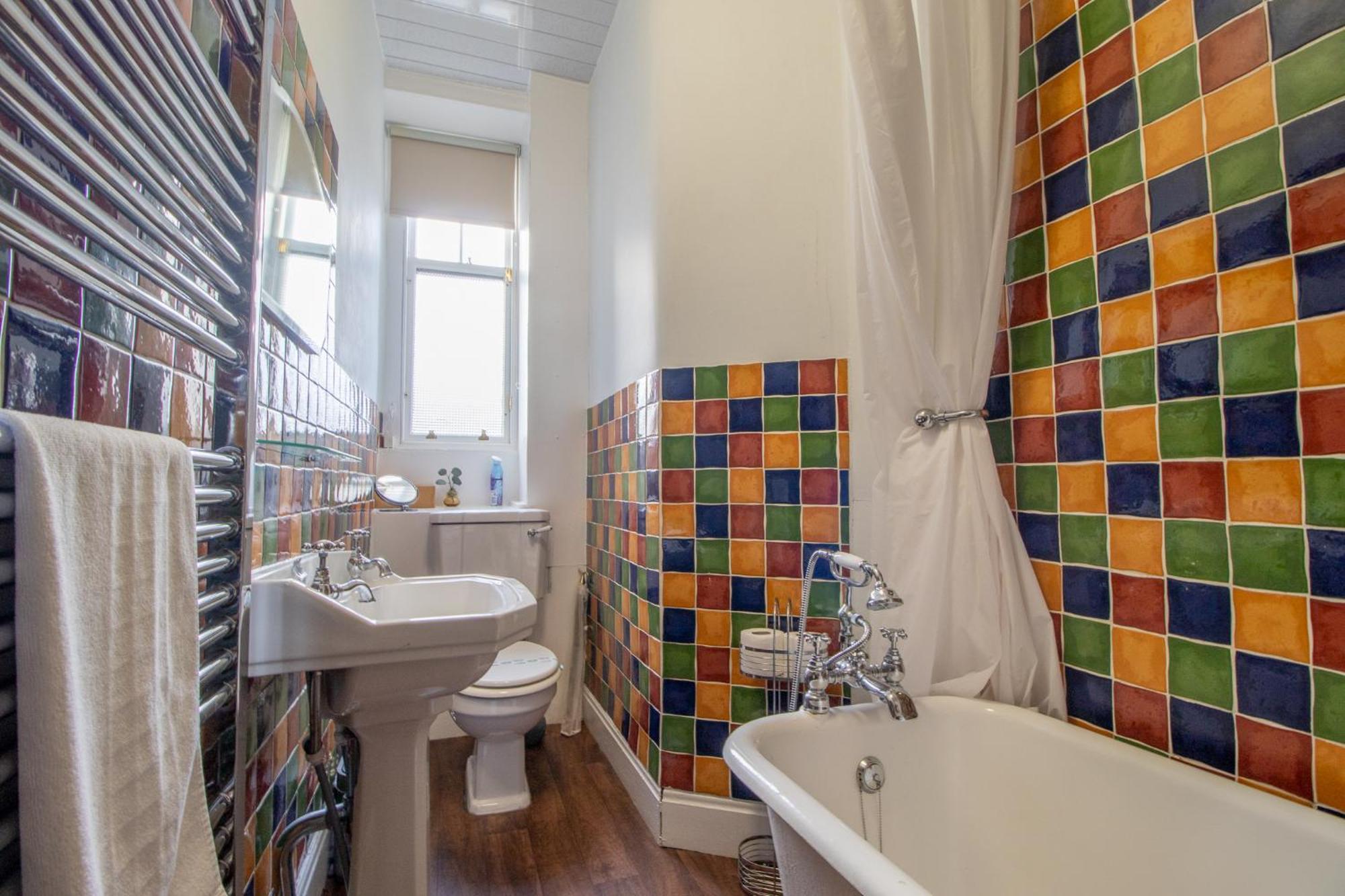 Pass The Keys Beautiful, Traditional 2 Bed Flat W Free Parking Glasgow Esterno foto